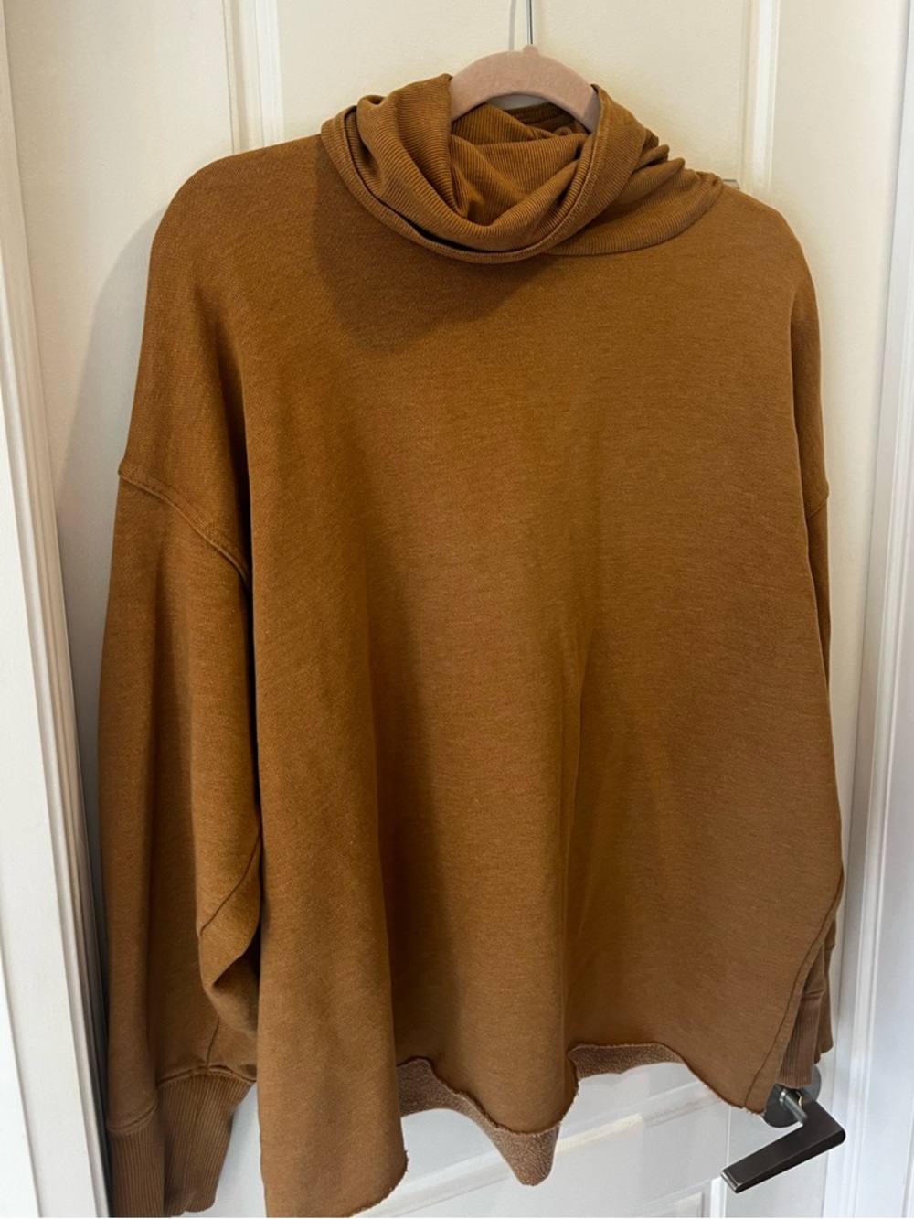 Aerie Oversized Soft Turtleneck Sweatshirt / Mustard Yellow Sz Medium